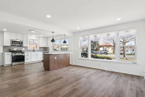 Tiny photo for 8630 S Michigan Avenue, Chicago, IL 60619 (MLS # 12605751)