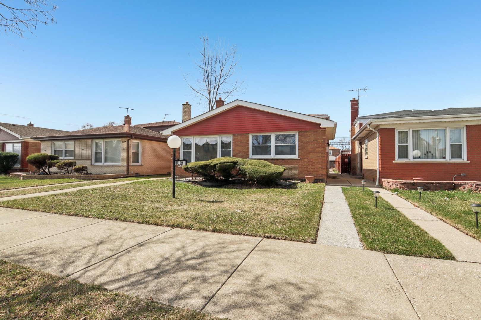 8630 S Michigan Avenue