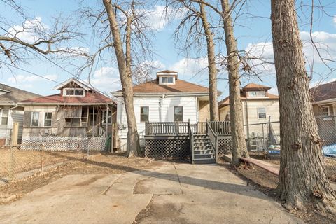 Tiny photo for 7640 S Bishop Street, Chicago, IL 60620 (MLS # 12601419)
