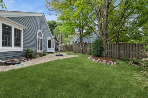 Tiny photo for 464 Park Barrington Drive, Barrington, IL 60010 (MLS # 12707582)