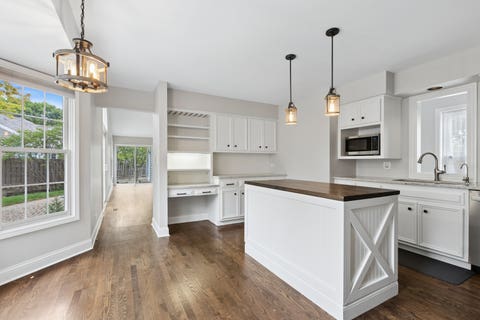 Tiny photo for 464 Park Barrington Drive, Barrington, IL 60010 (MLS # 12707582)