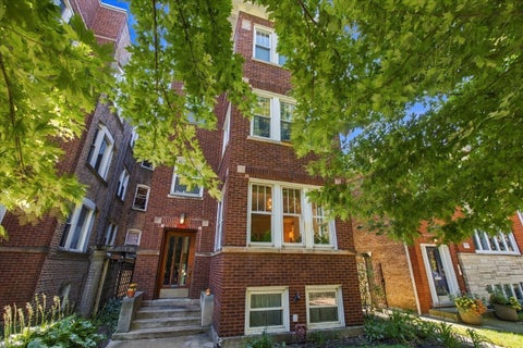 Photo of 1625 W Rascher Avenue #1, Chicago, IL 60640 (MLS # 12773992)