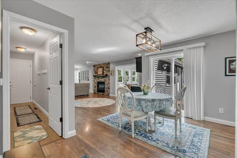 Tiny photo for 2520 Buckingham Avenue, Bettendorf, IA 52722 (MLS # 12700219)