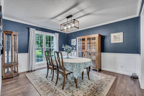 Tiny photo for 2520 Buckingham Avenue, Bettendorf, IA 52722 (MLS # 12700219)