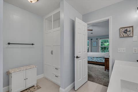 Tiny photo for 2520 Buckingham Avenue, Bettendorf, IA 52722 (MLS # 12700219)