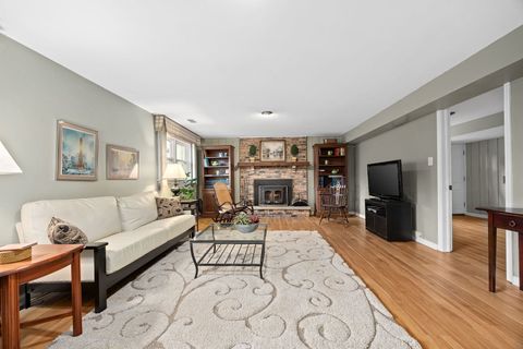 Tiny photo for 501 Hobby Avenue, Frankfort, IL 60423 (MLS # 12633177)