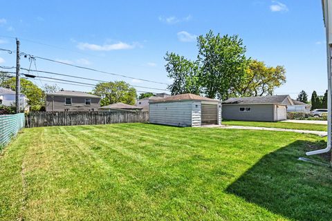 Tiny photo for 8243 N Ozanam Avenue, Niles, IL 60714 (MLS # 12656830)