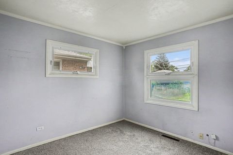 Tiny photo for 8243 N Ozanam Avenue, Niles, IL 60714 (MLS # 12656830)