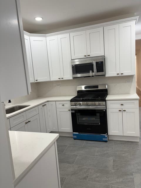 Tiny photo for 7606 S Paxton Avenue, Chicago, IL 60649 (MLS # 12676245)