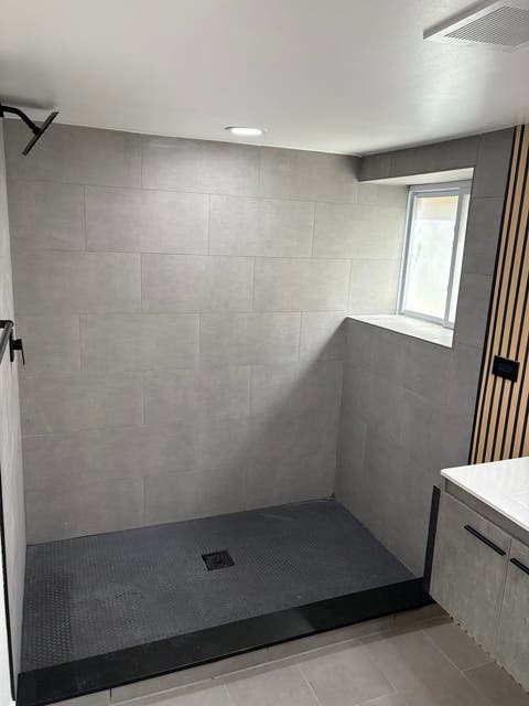 Tiny photo for 7606 S Paxton Avenue, Chicago, IL 60649 (MLS # 12676245)