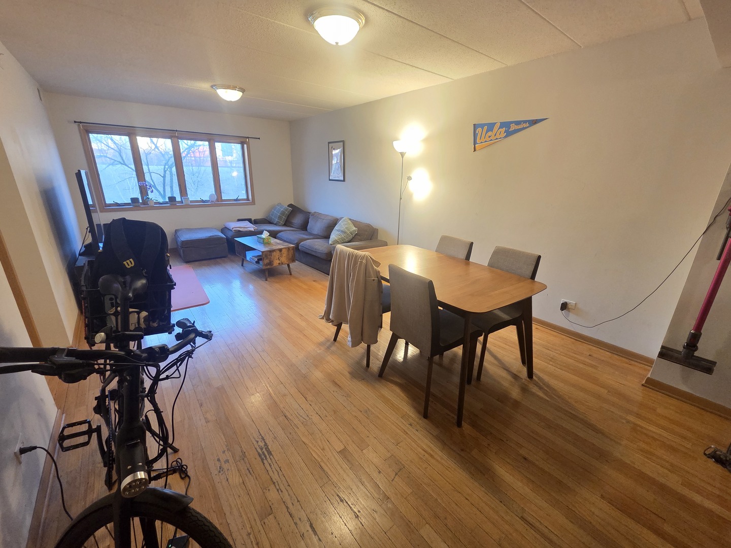 1828 S Wentworth Avenue 2B