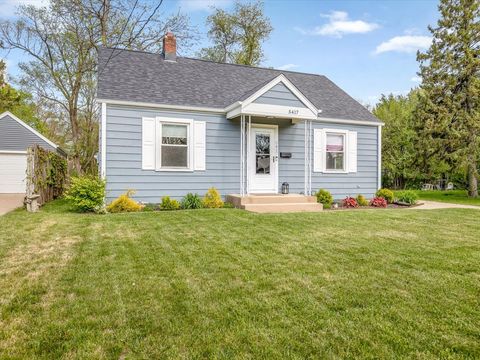 Tiny photo for 5417 Hollis Avenue, Loves Park, IL 61111 (MLS # 12642581)