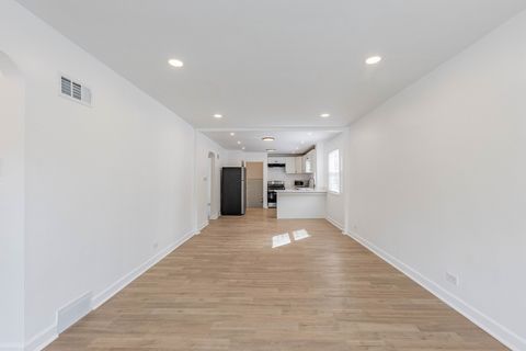 Tiny photo for 7511 S Damen Avenue, Chicago, IL 60620 (MLS # 12521475)