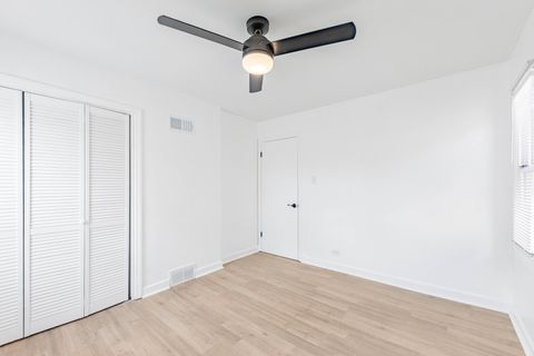 Tiny photo for 7511 S Damen Avenue, Chicago, IL 60620 (MLS # 12521475)