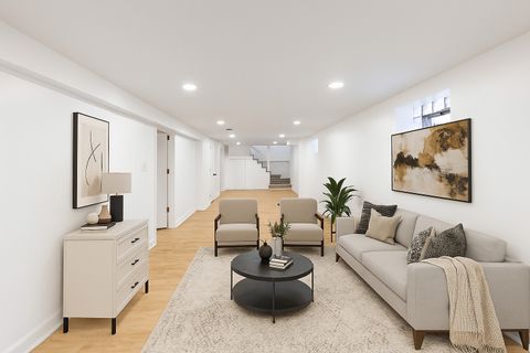 Tiny photo for 7511 S Damen Avenue, Chicago, IL 60620 (MLS # 12521475)