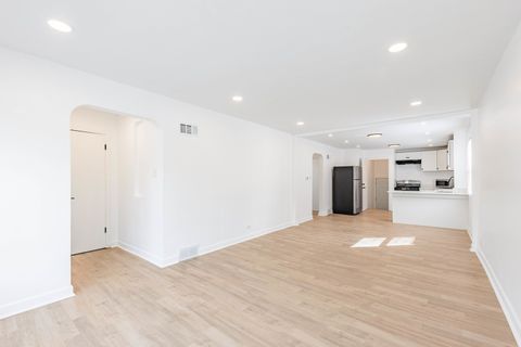 Tiny photo for 7511 S Damen Avenue, Chicago, IL 60620 (MLS # 12521475)