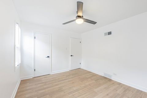 Tiny photo for 7511 S Damen Avenue, Chicago, IL 60620 (MLS # 12521475)