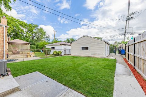 Tiny photo for 7511 S Damen Avenue, Chicago, IL 60620 (MLS # 12521475)