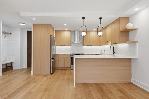 Tiny photo for 6007 N Sheridan Road #6H, Chicago, IL 60660 (MLS # 12764706)