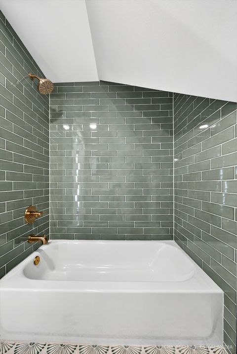 Tiny photo for 102 Center Street, Algonquin, IL 60102 (MLS # 12496802)