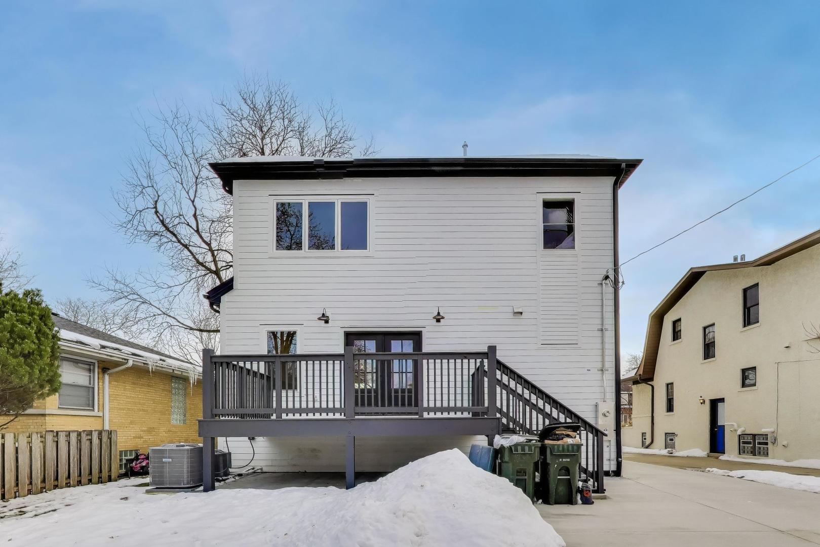 Riverside, Illinois, 60546, United States, 5 Bedrooms Bedrooms, ,4 BathroomsBathrooms,Residential,Active,2019493