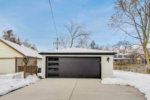Tiny photo for 280 Blackhawk Road, Riverside, IL 60546 (MLS # 12571495)