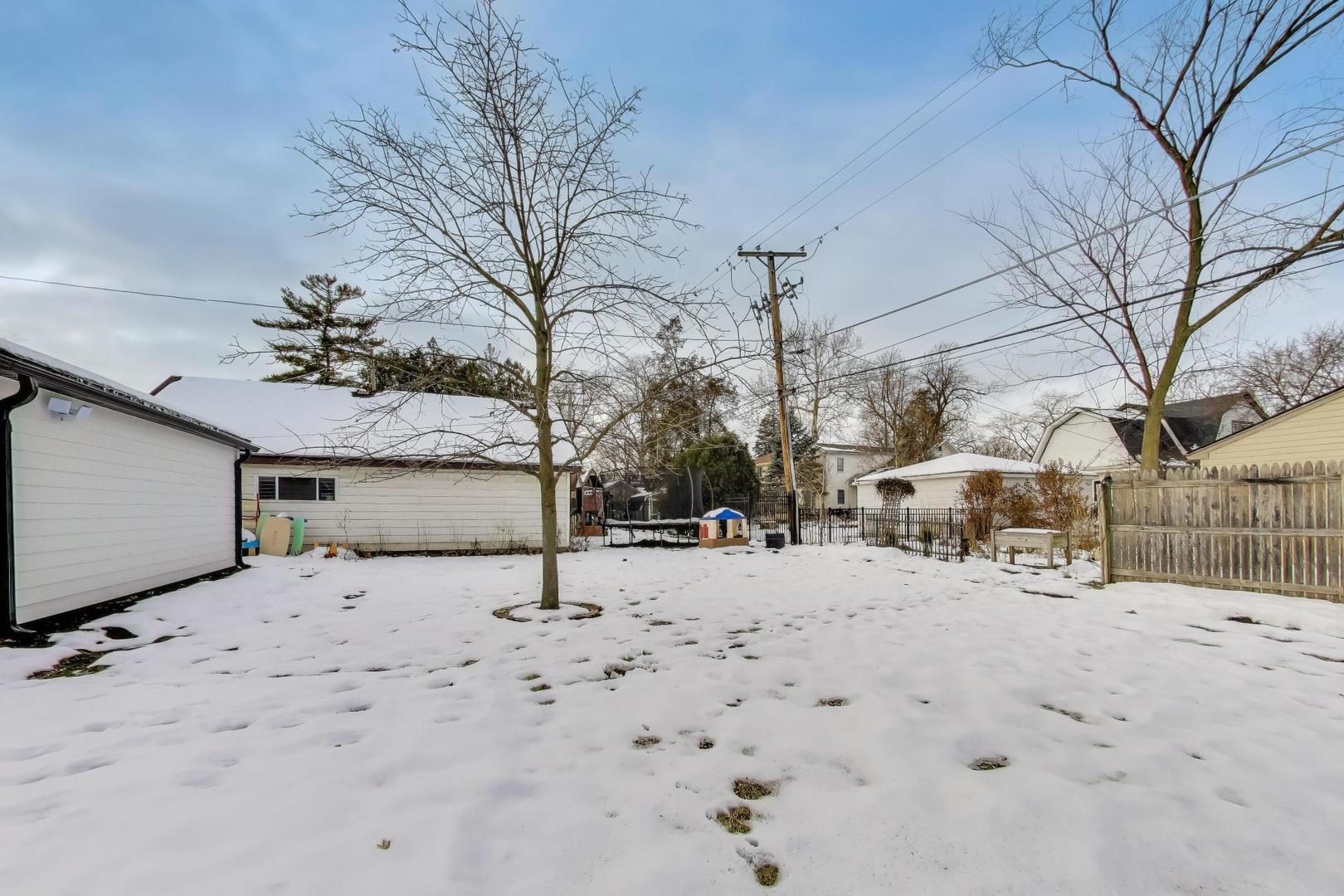 Riverside, Illinois, 60546, United States, 5 Bedrooms Bedrooms, ,4 BathroomsBathrooms,Residential,Active,2019493