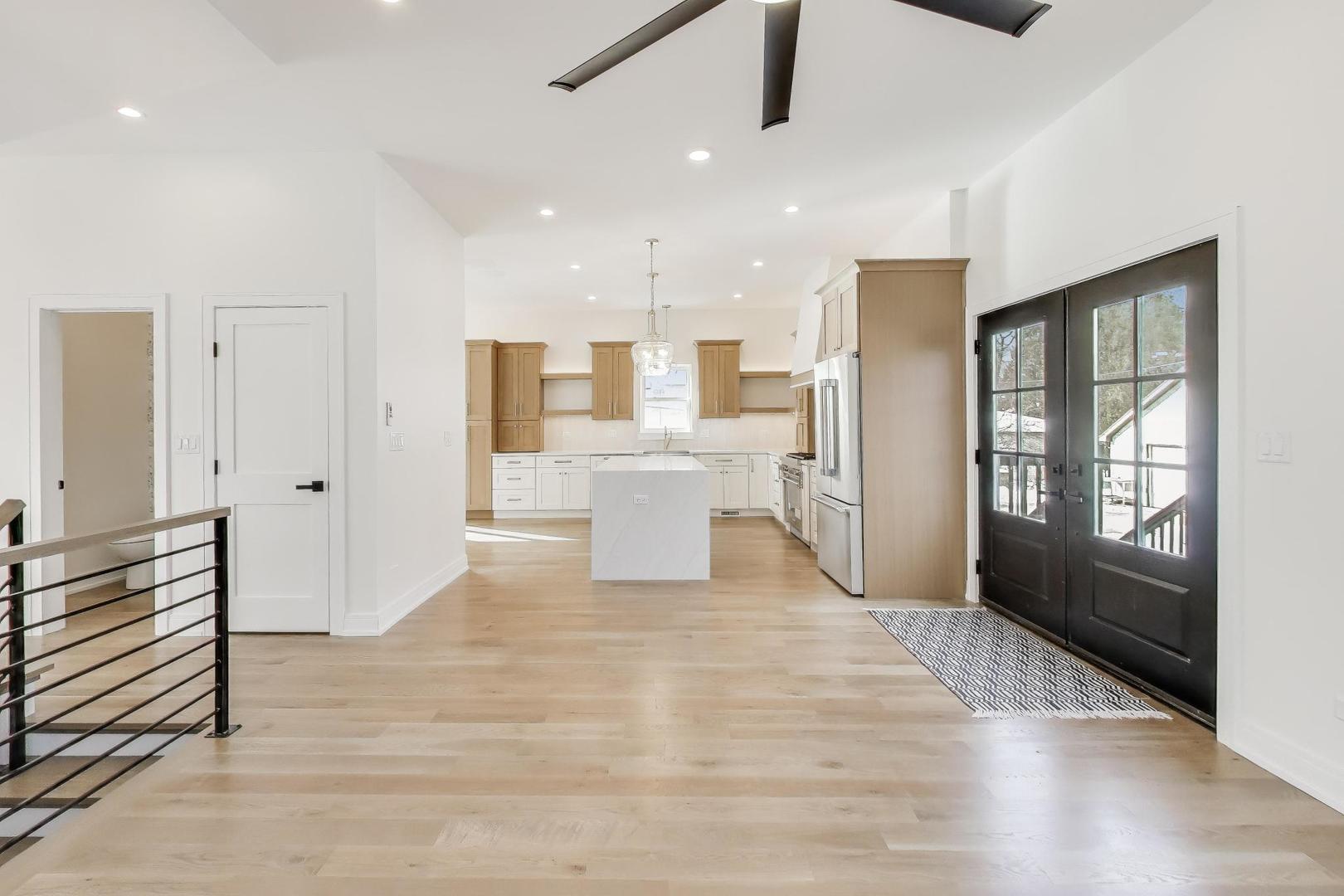 Riverside, Illinois, 60546, United States, 5 Bedrooms Bedrooms, ,4 BathroomsBathrooms,Residential,Active,2019493