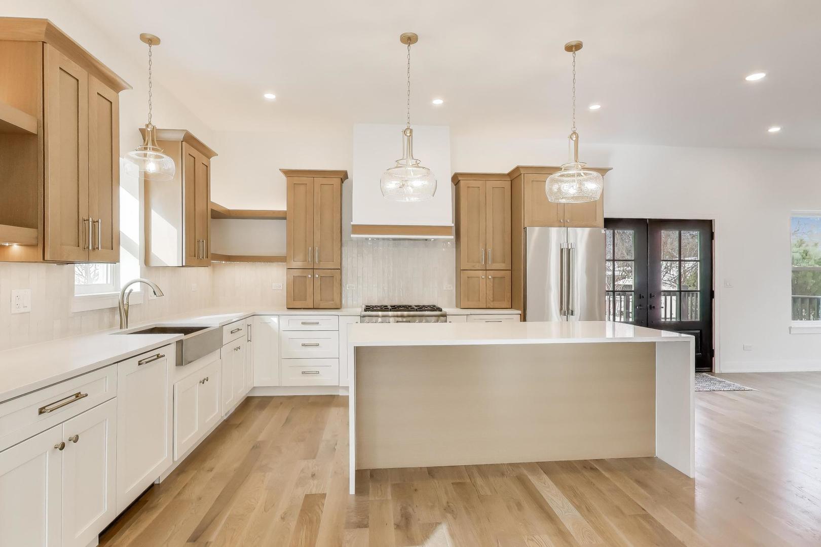 Riverside, Illinois, 60546, United States, 5 Bedrooms Bedrooms, ,4 BathroomsBathrooms,Residential,Active,2019493