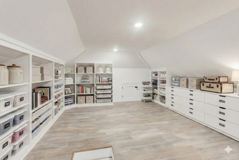 Tiny photo for 280 Blackhawk Road, Riverside, IL 60546 (MLS # 12571495)