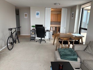 1850 N Clark Street 901