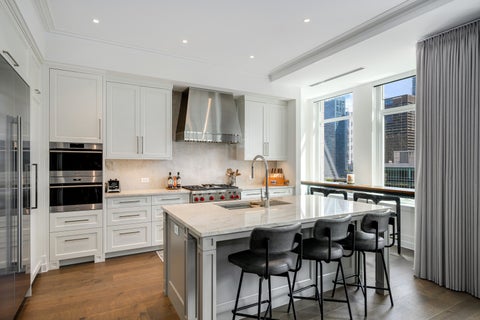 Tiny photo for 435 N Michigan Avenue #812, Chicago, IL 60611 (MLS # 12752294)