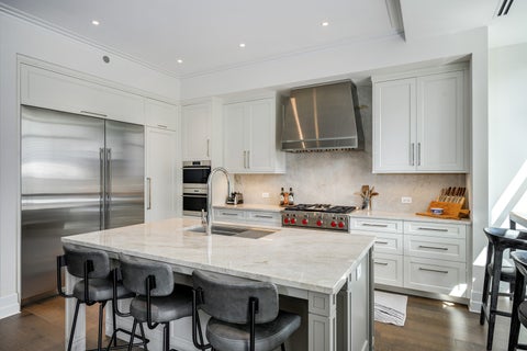 Tiny photo for 435 N Michigan Avenue #812, Chicago, IL 60611 (MLS # 12752294)