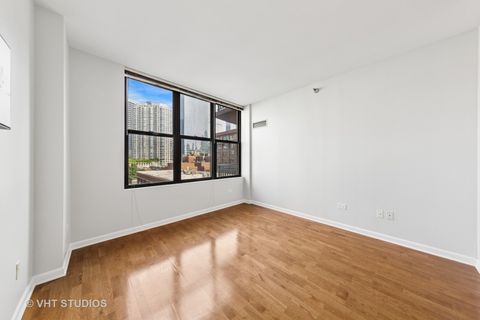 Tiny photo for 330 N Jefferson Street #602, Chicago, IL 60661 (MLS # 12437031)