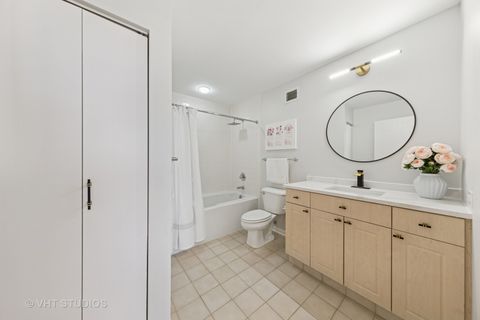 Tiny photo for 330 N Jefferson Street #602, Chicago, IL 60661 (MLS # 12437031)