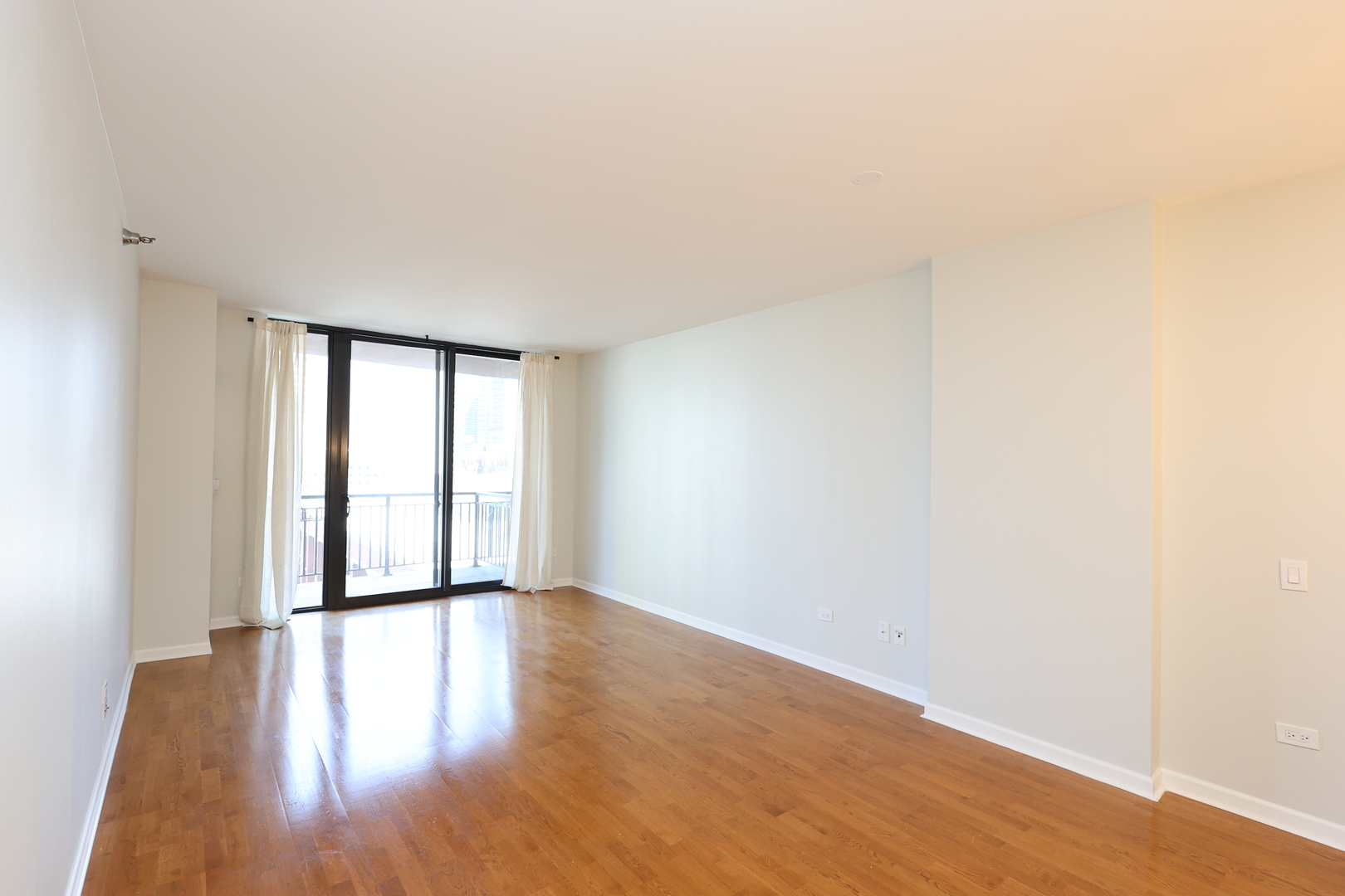 330 N Jefferson Street 602