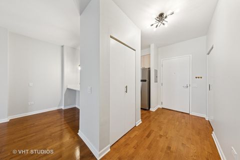Tiny photo for 330 N Jefferson Street #602, Chicago, IL 60661 (MLS # 12437031)