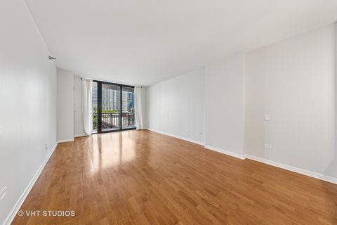 Tiny photo for 330 N Jefferson Street #602, Chicago, IL 60661 (MLS # 12437031)