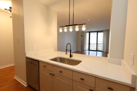 Tiny photo for 330 N Jefferson Street #602, Chicago, IL 60661 (MLS # 12437031)