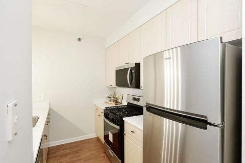 Tiny photo for 330 N Jefferson Street #602, Chicago, IL 60661 (MLS # 12437031)