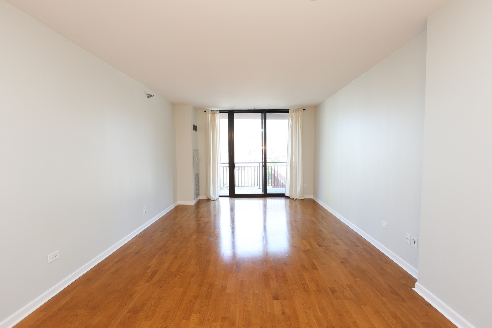 330 N Jefferson Street 602