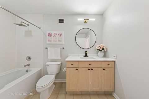 Tiny photo for 330 N Jefferson Street #602, Chicago, IL 60661 (MLS # 12437031)