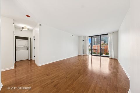 Tiny photo for 330 N Jefferson Street #602, Chicago, IL 60661 (MLS # 12437031)