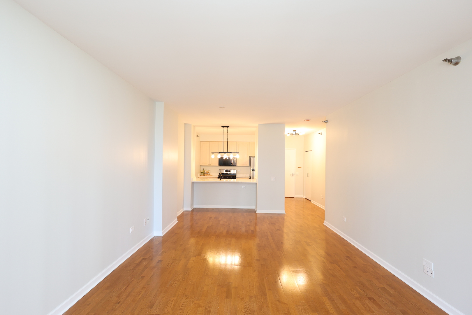 330 N Jefferson Street 602