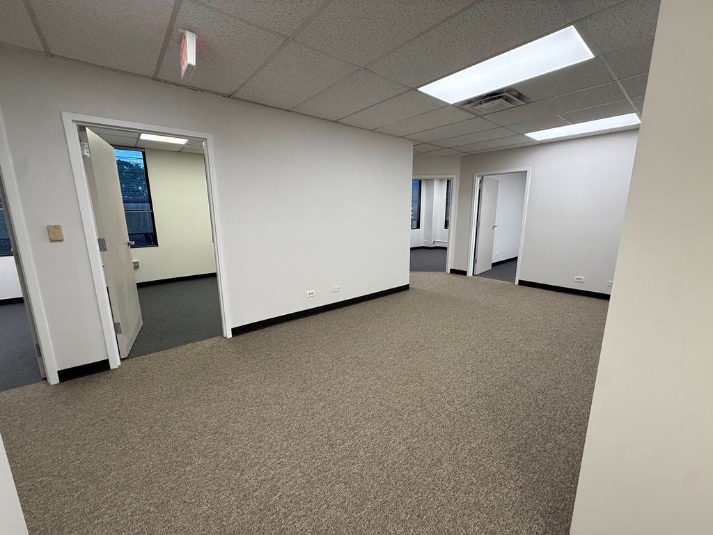 950 Skokie Boulevard