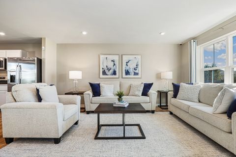 Tiny photo for 1725 Sunglow Lane, DeKalb, IL 60115 (MLS # 12504501)