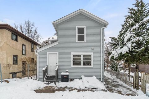 Tiny photo for 332 North Avenue, Aurora, IL 60505 (MLS # 12525668)