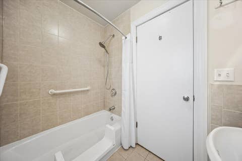 Tiny photo for 4840 W Gunnison Street, Chicago, IL 60630 (MLS # 12715350)