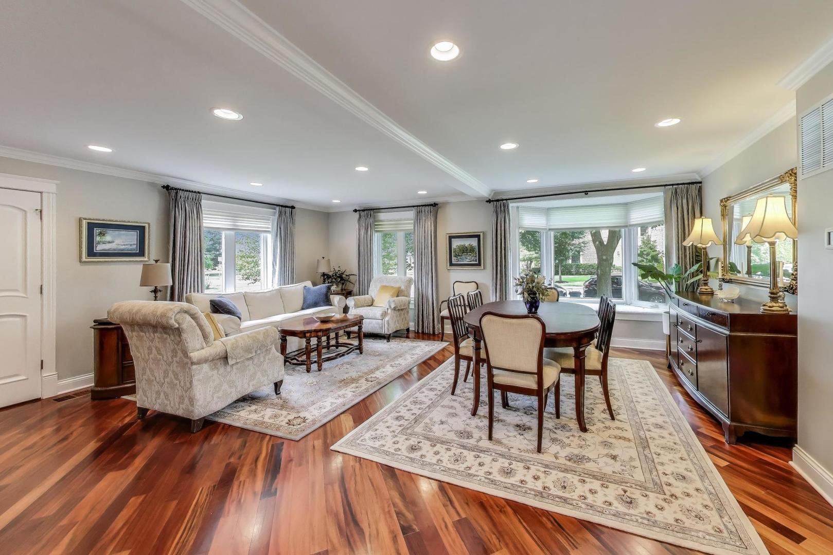 3472 W North Shore Avenue