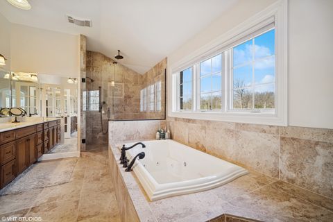 Tiny photo for 7 Preston Court, Lincolnshire, IL 60069 (MLS # 12561208)